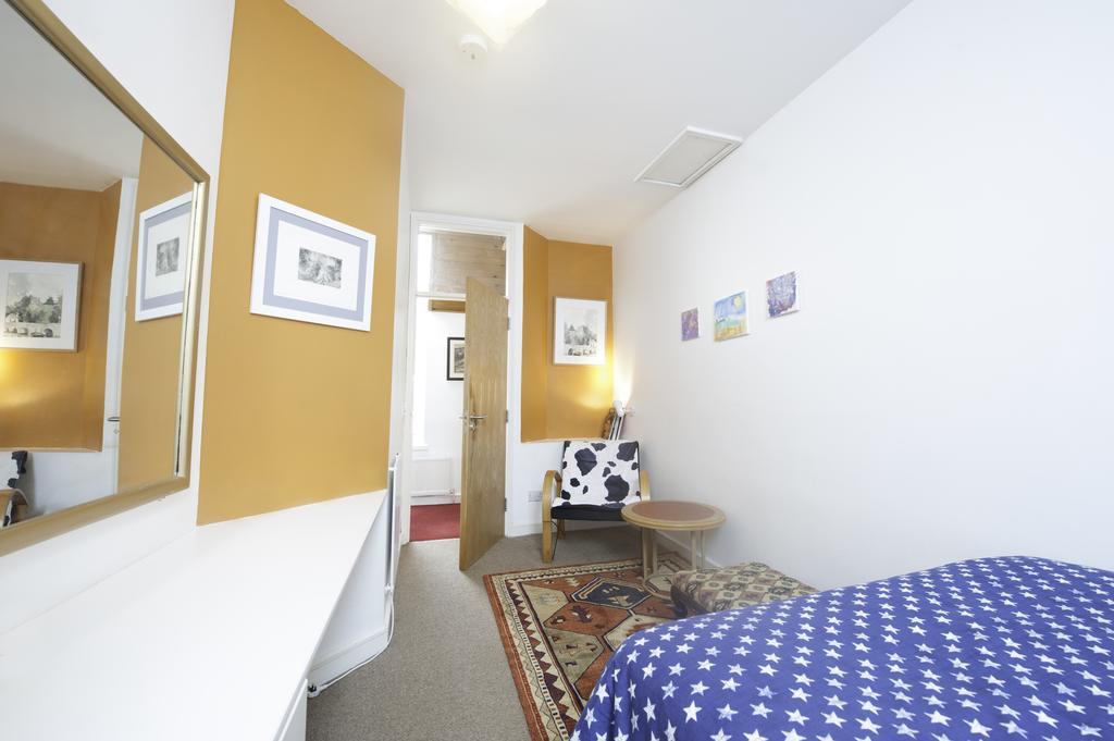 The Dyehouse Bed & Breakfast Waterford Room photo